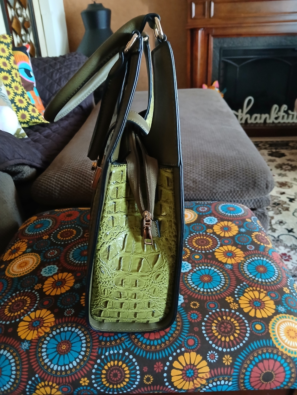 Olive Green Croc Emboss Tote Bag With Wallet NWOT!!! - Picture 4 of 5